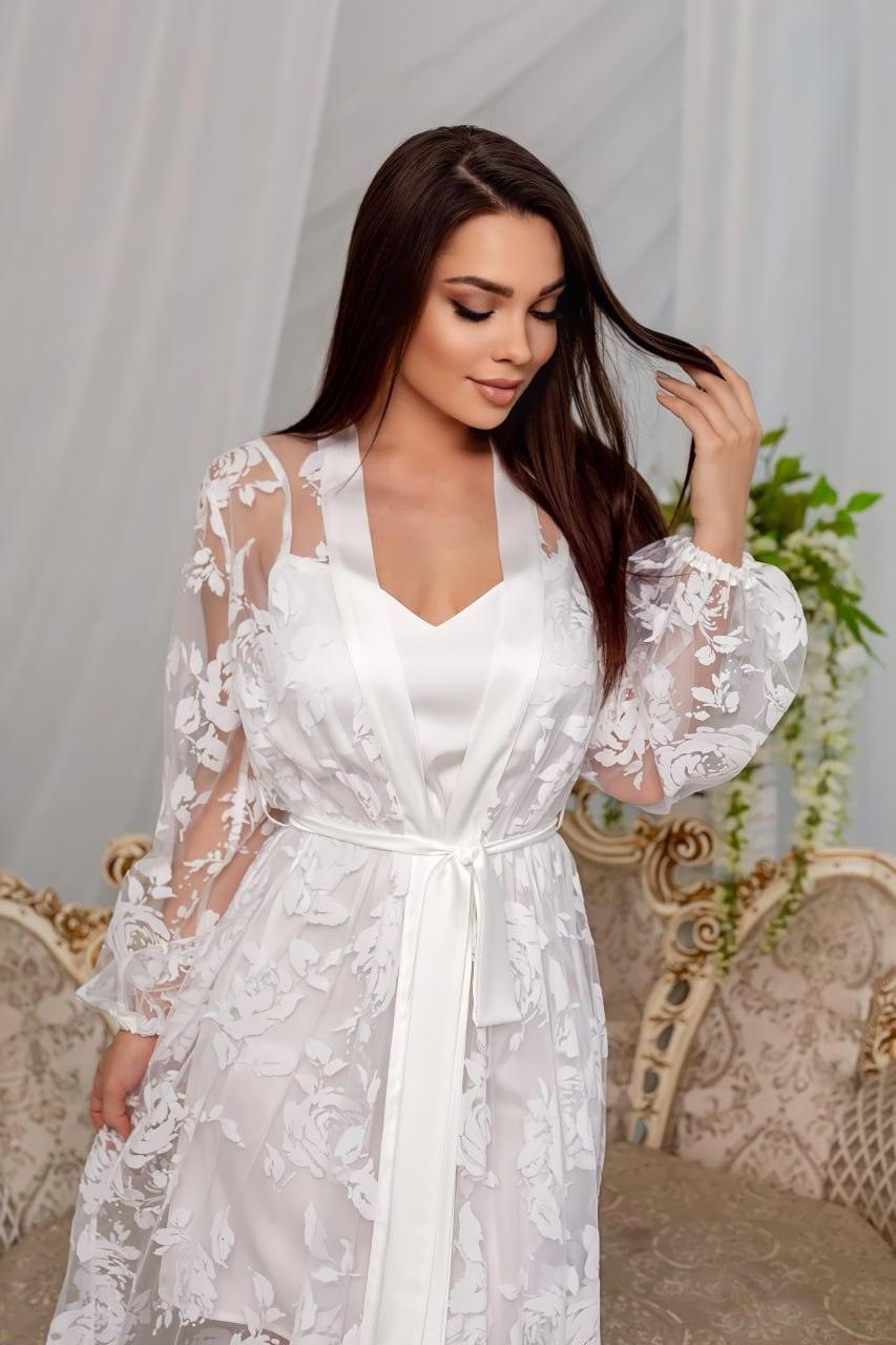 Lace bridal robe